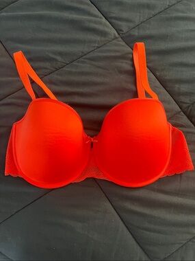 Chantelle day to night T-shirt bra 38DD